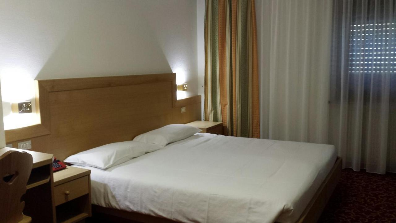 Hotel Engel كنازاي المظهر الخارجي الصورة
